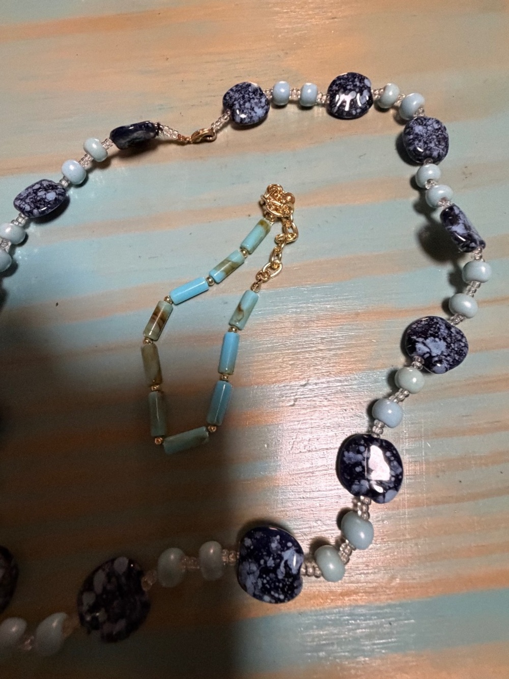 Set of necklace and bracelet